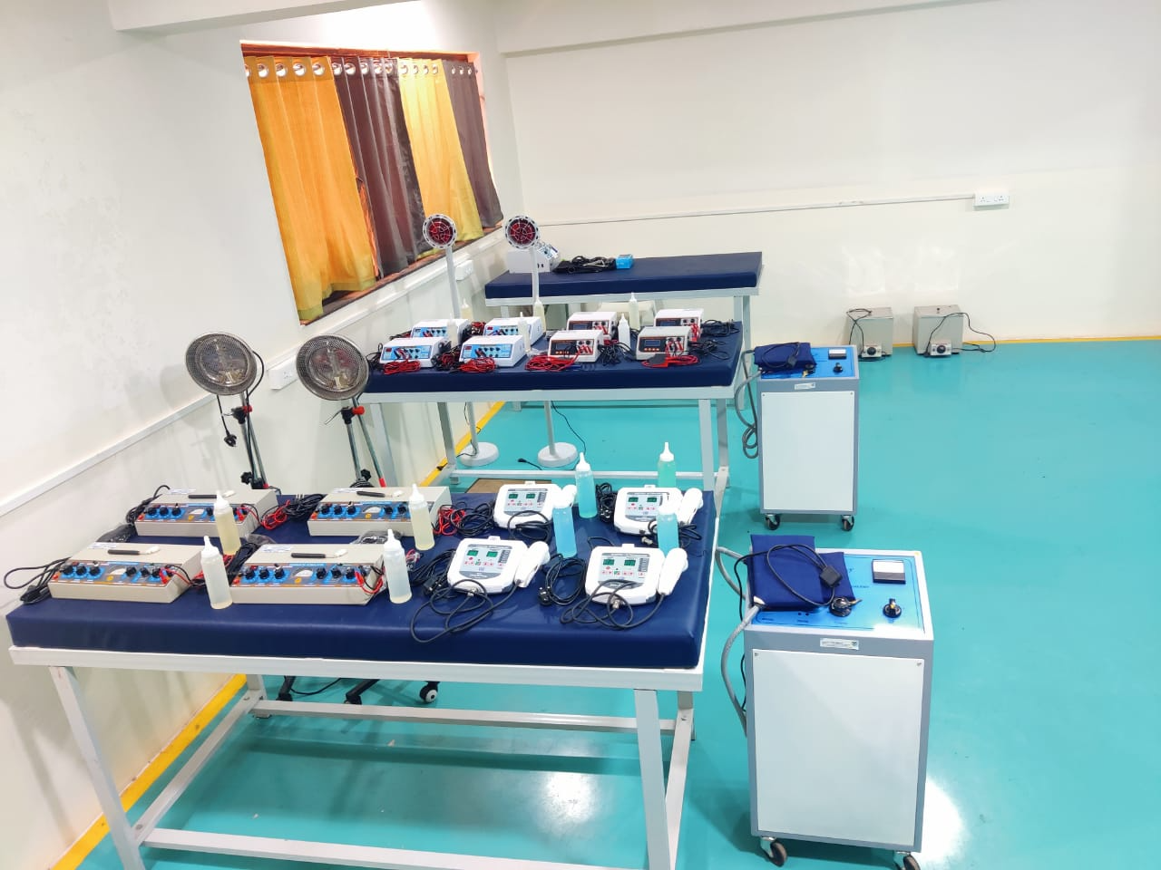 Electrotherapy & Electrodiagnosis Lab