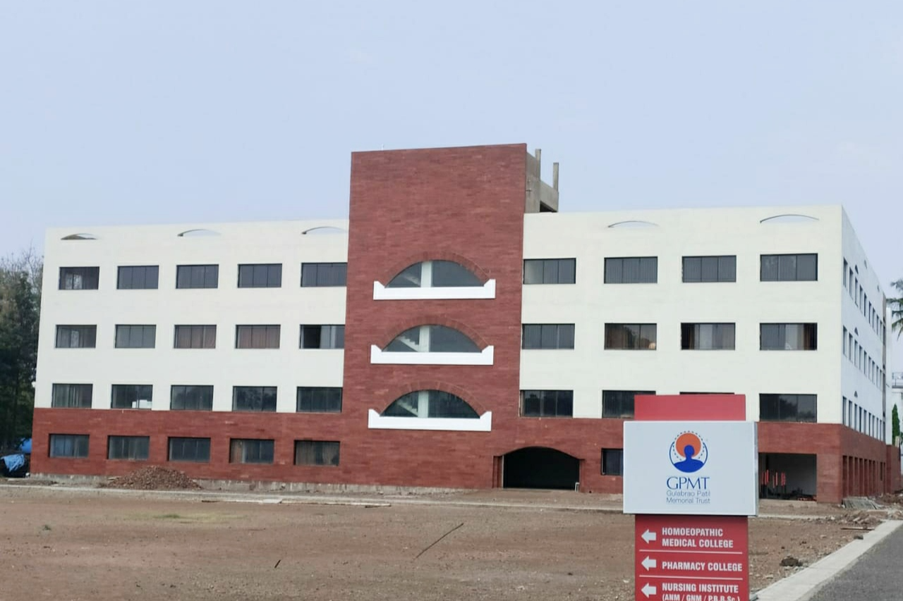 COLLEGE BUILDING